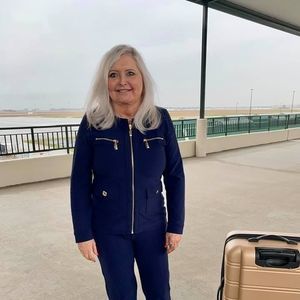 Meet your Posher, Pamela